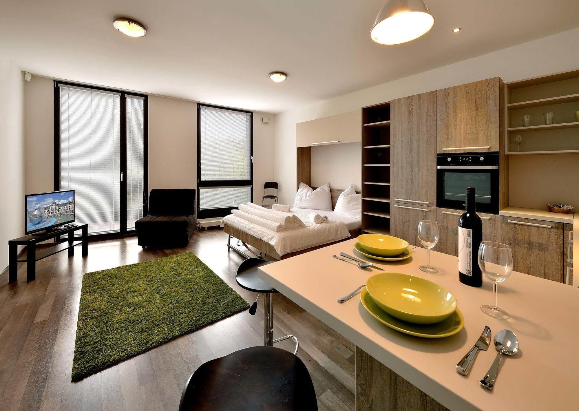 Ambiente Serviced Apartments - Dunajska Bratislava Exterior photo